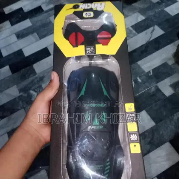 High-Speed RC Car Remote Control Racing Vehicle