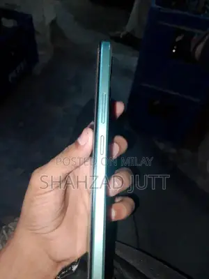 Mobile Device with Charging Box Accessory