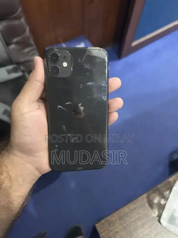 Apple iPhone 11 Excellent Condition Fully Functional Smartphone