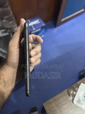 Apple iPhone 11 Excellent Condition Fully Functional Smartphone