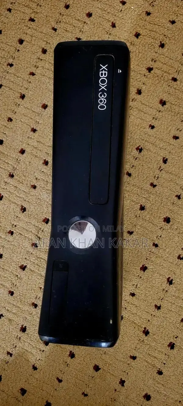 Xbox 360 Slim Console with Kinect Sensor and Controller