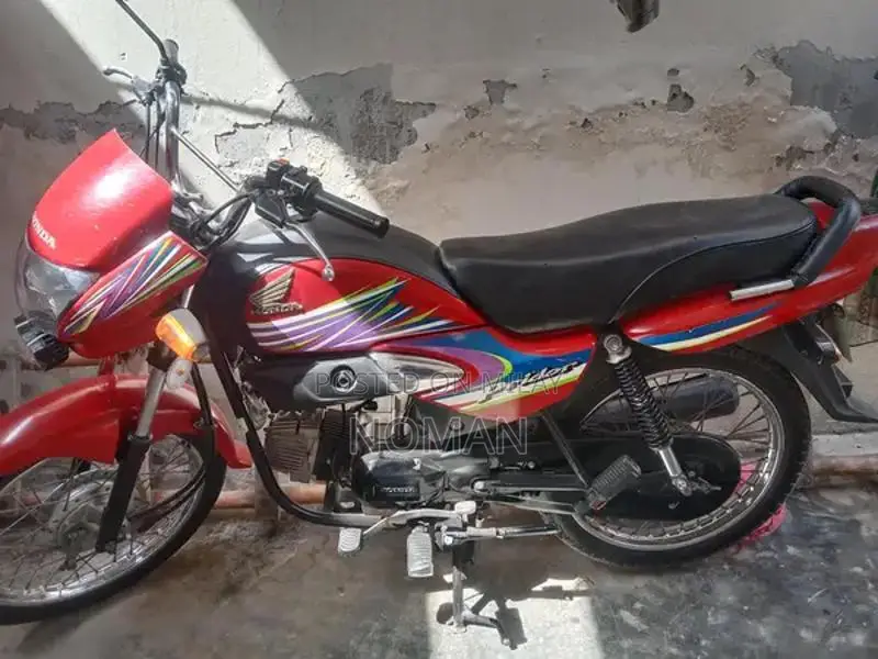 Honda Motorcycle with Kick Starter Engine