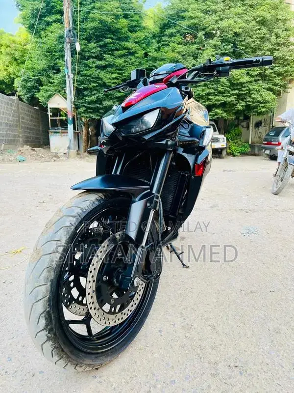 Kawasaki Z-1000 Replica Motorcycle - 400cc Black Sport Bike