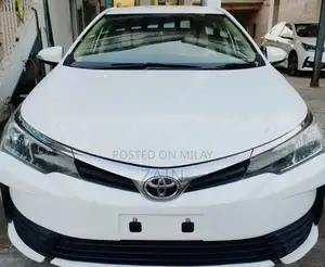 Photo - 2018 GLi Super White Special Edition Sedan