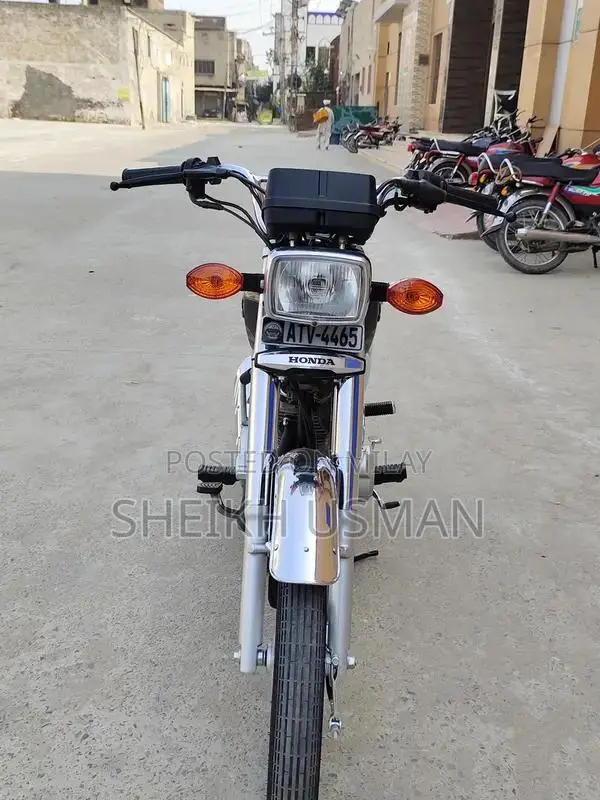 Honda 125cc Self-Start Motorcycle - Special Edition 2023/24