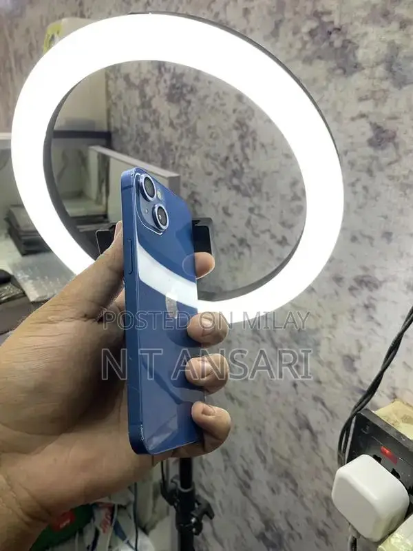 Refurbished 128GB iPhone 13 with High Battery Health