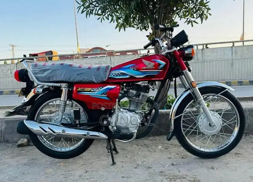 Honda 125cc Motorcycle - 2024 Model Compact Urban Commuter