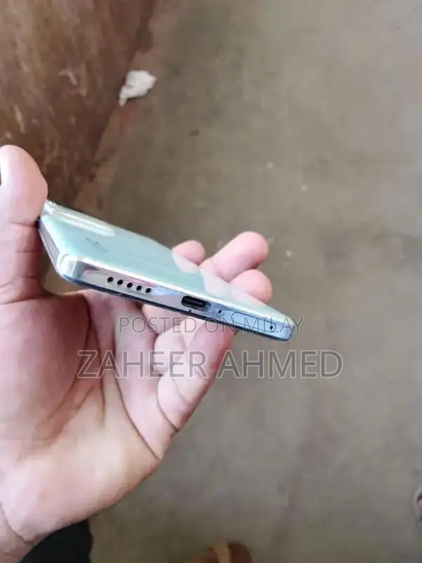 Mobile Phone Vibration Device with Charging Issues