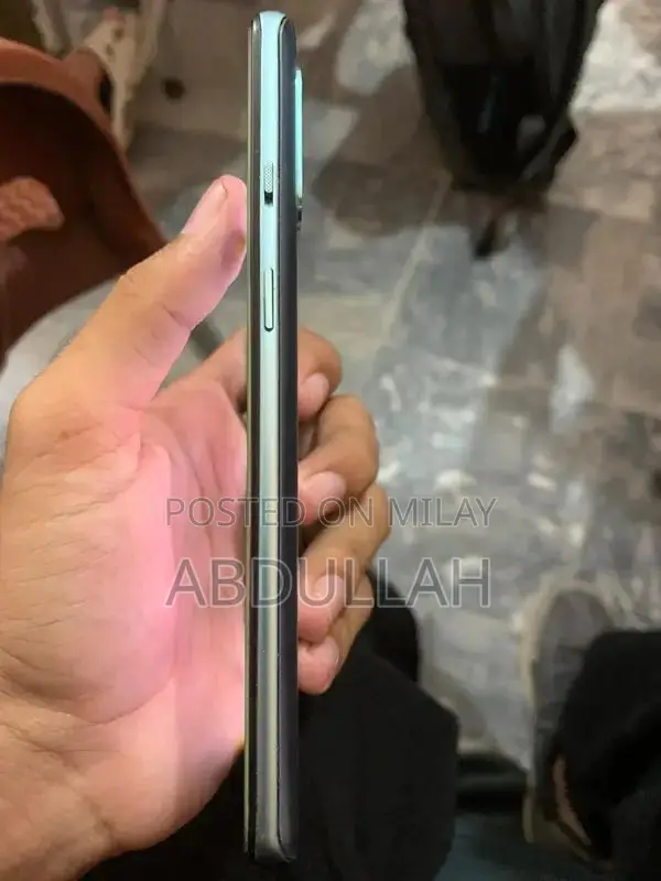 OnePlus 8T Smartphone with Dual SIM and Large Storage