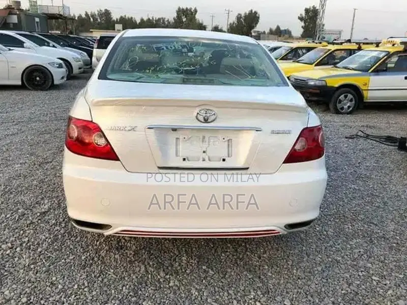 Toyota Mark X Sedan High Performance Luxury Vehicle