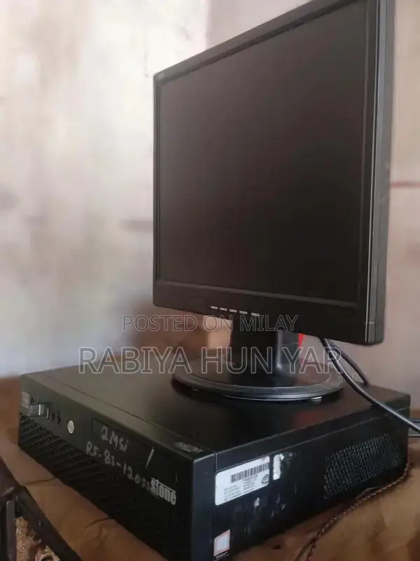 Ryzen 5 Pro Gaming Desktop PC with Integrated Graphics