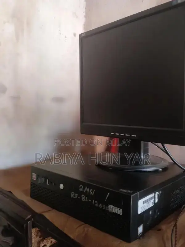 Ryzen 5 Pro Gaming Desktop PC with Integrated Graphics