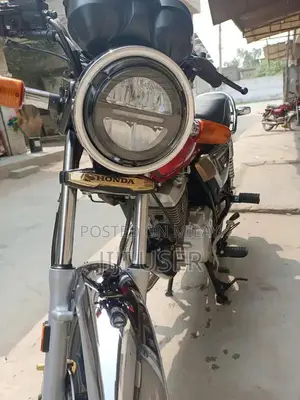 CG150 Motorcycle - Excellent Condition, Low Mileage