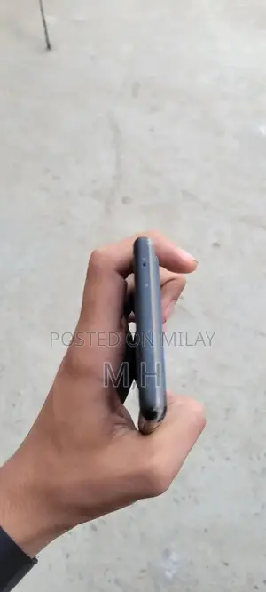 High-Performance Google Smartphone with Advanced Camera System