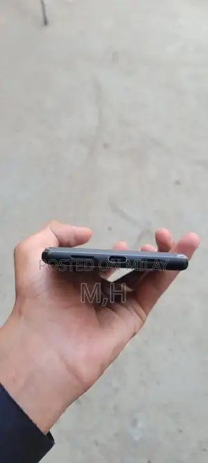 High-Performance Google Smartphone with Advanced Camera System