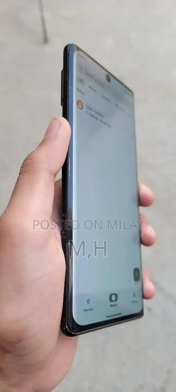 High-Performance Google Smartphone with Advanced Camera System