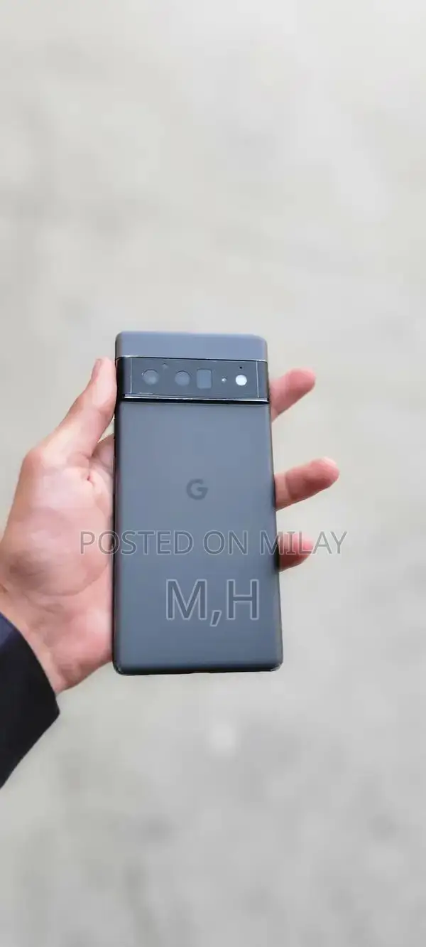 High-Performance Google Smartphone with Advanced Camera System