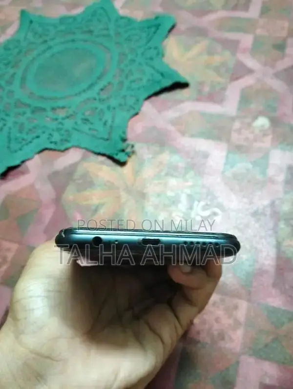 Infinix Hot 10 Smartphone 4GB RAM 64GB Storage