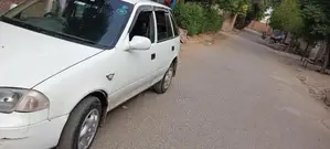 Black Posh Vehicle with New Tires and Smooth Engine