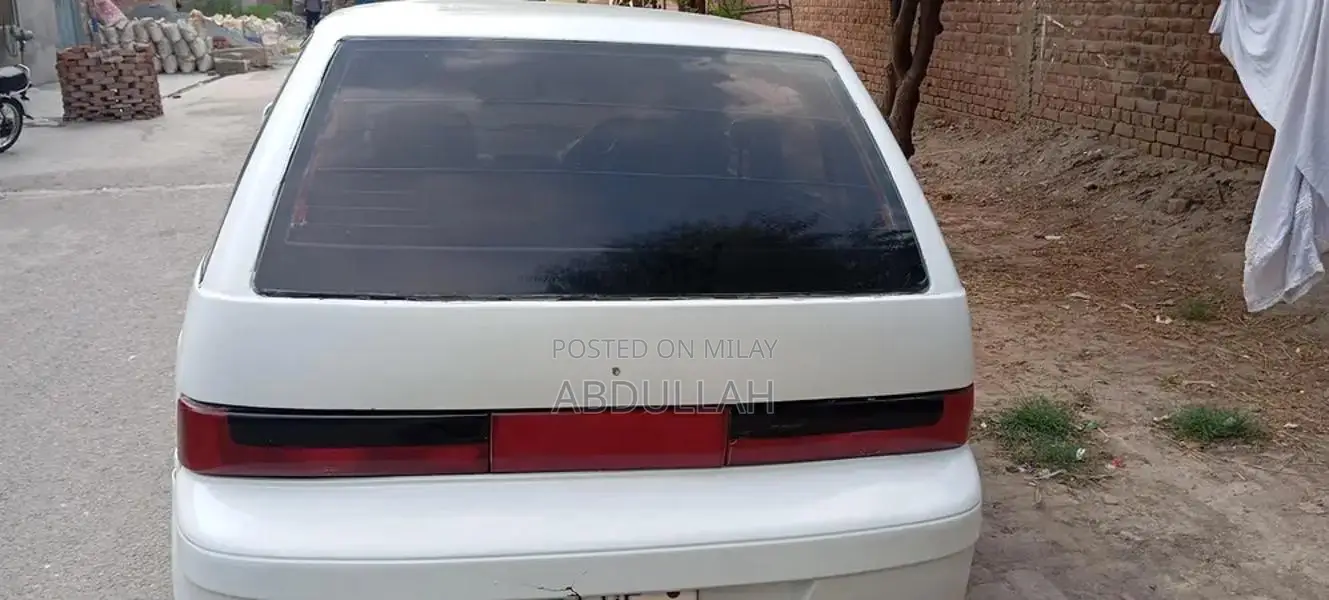 Black Posh Vehicle with New Tires and Smooth Engine