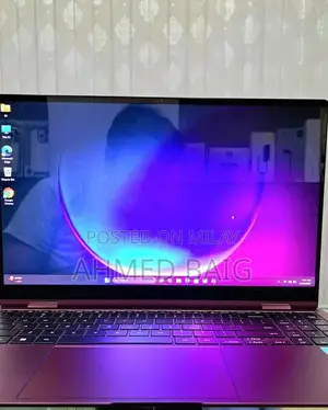 Premium 2-in-1 AMOLED Laptop with Intel Core i7 Processor