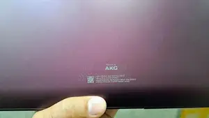 Premium 2-in-1 AMOLED Laptop with Intel Core i7 Processor