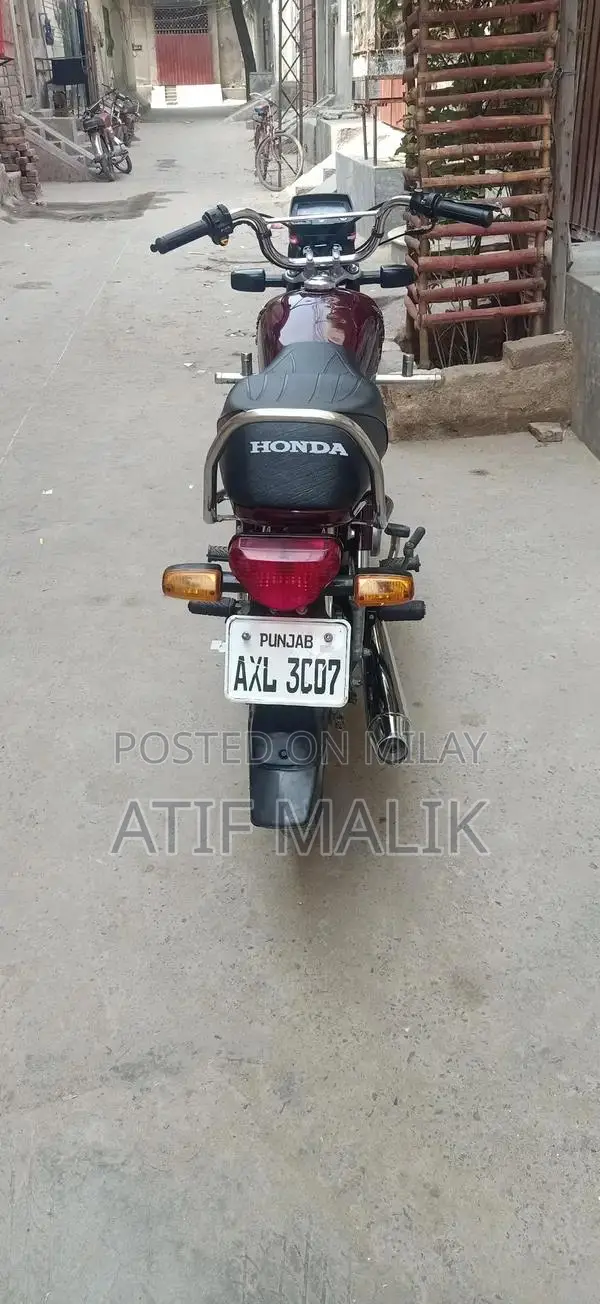 Honda CD 70 2024 Motorcycle - Excellent Condition