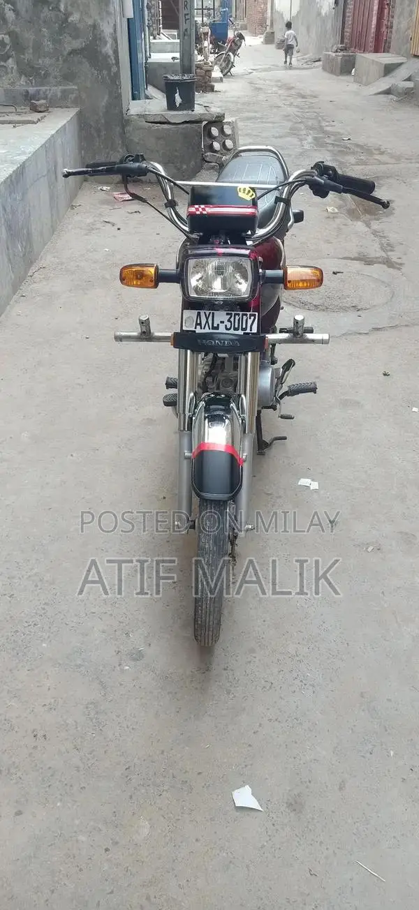 Honda CD 70 2024 Motorcycle - Excellent Condition