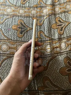 Photo - Apple iPhone 7 32GB Smartphone - PTA Approved Device