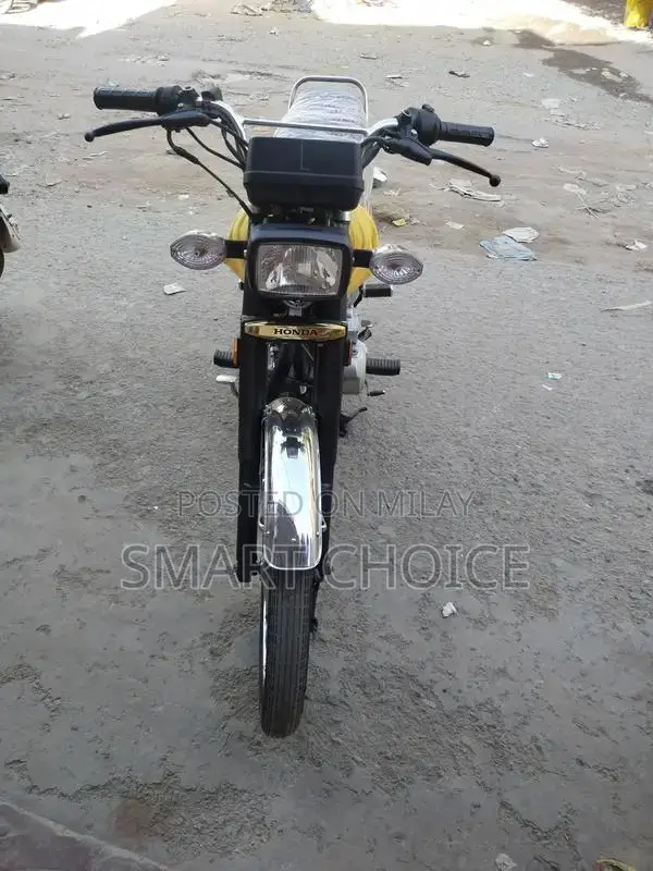 CG 125 Special Edition Motorcycle - Low Mileage 2020 Model