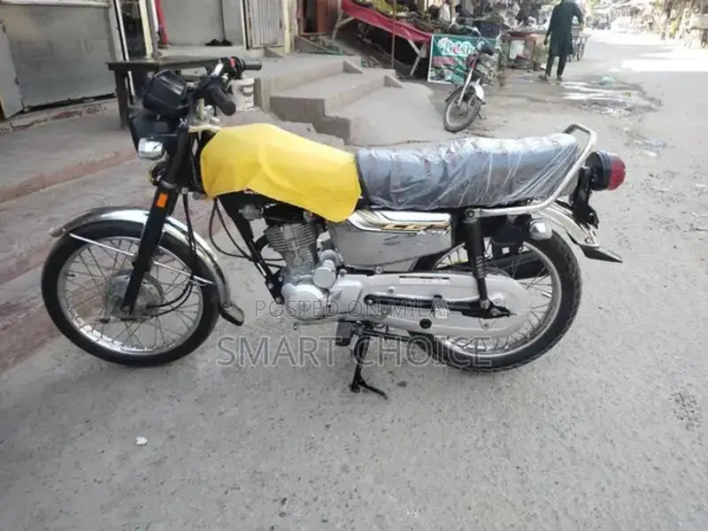 CG 125 Special Edition Motorcycle - Low Mileage 2020 Model