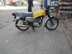 CG 125 Special Edition Motorcycle - Low Mileage 2020 Model