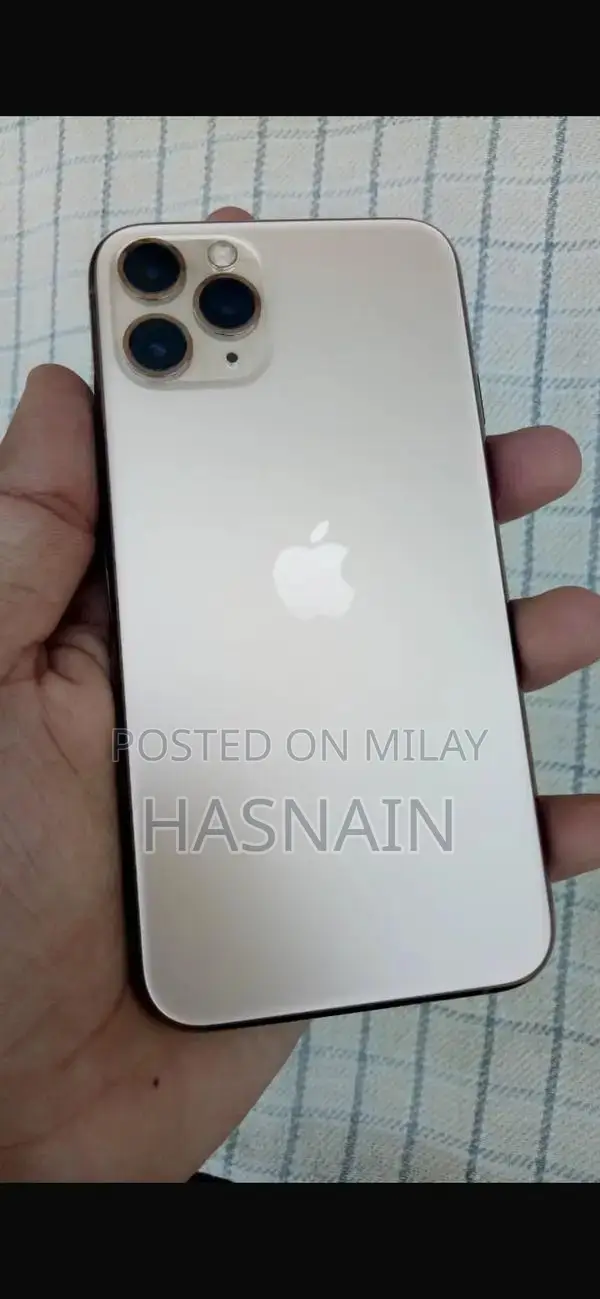 iPhone 11 Pro 256GB Golden Smartphone with Face ID Reset