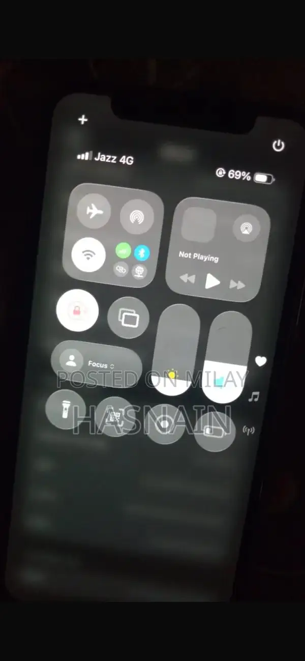 iPhone 11 Pro 256GB Golden Smartphone with Face ID Reset