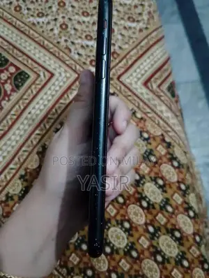 Apple iPhone XR 64GB Black Smartphone