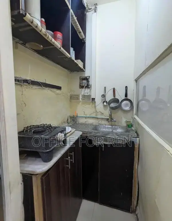 Furnished Office Space in F-11 Markaz, 662 sq ft