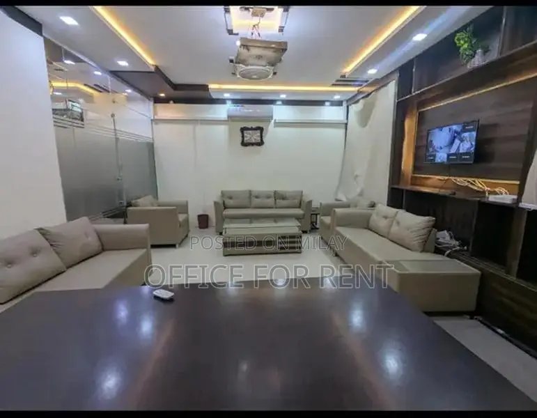 Furnished Office Space in F-11 Markaz, 662 sq ft