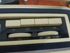 Bush Vintage Retro Radio - Classic Collectible Audio System