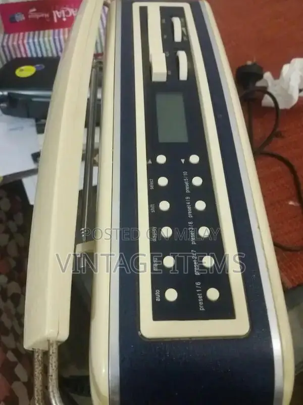 Bush Vintage Retro Radio - Classic Collectible Audio System