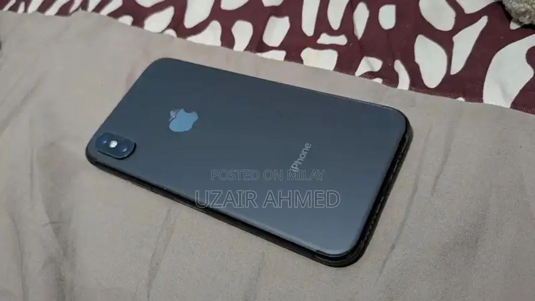 Apple iPhone XS 256GB Smartphone - Excellent Condition