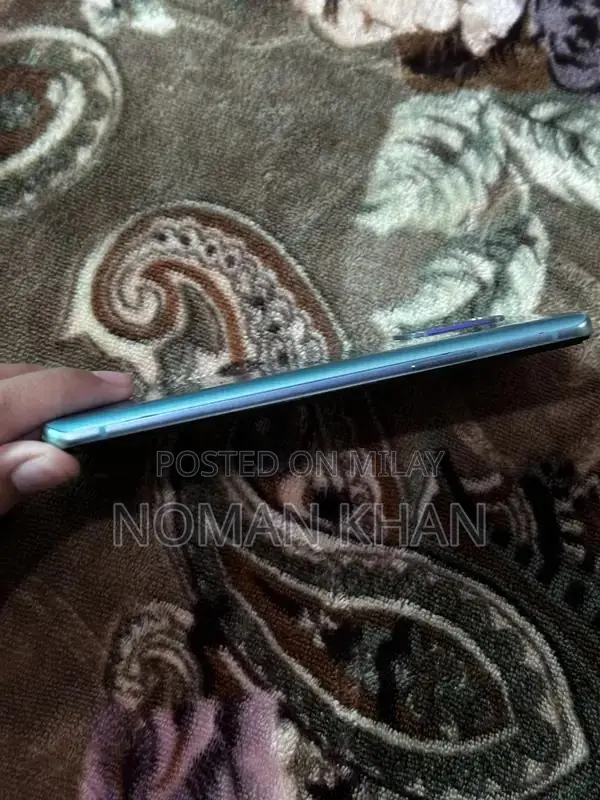 High-Performance Smartphone with Powerful Features