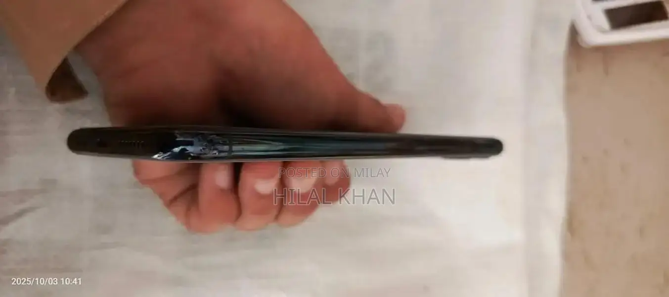 iPhone 11 Pro Max 64GB - Lightly Used with Minimal Damage