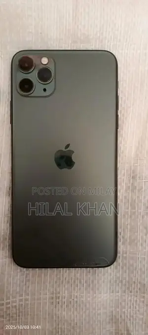 iPhone 11 Pro Max 64GB - Lightly Used with Minimal Damage