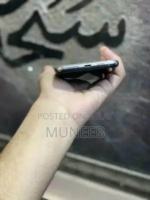 iPhone XS Max Smartphone High Storage Condition