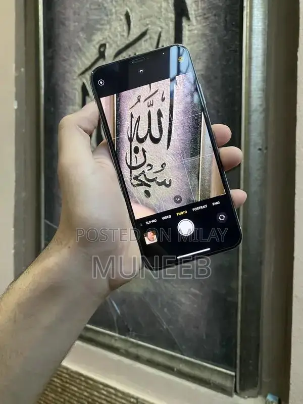 iPhone XS Max Smartphone High Storage Condition