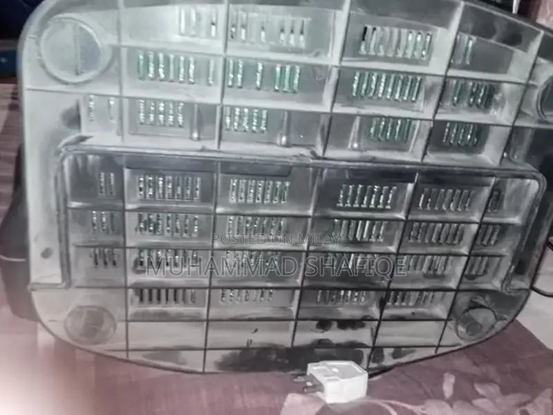 LG 14-Inch LED TV Compact Display