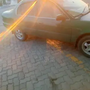 Toyota Corolla XLI Sedan - Low Mileage Import