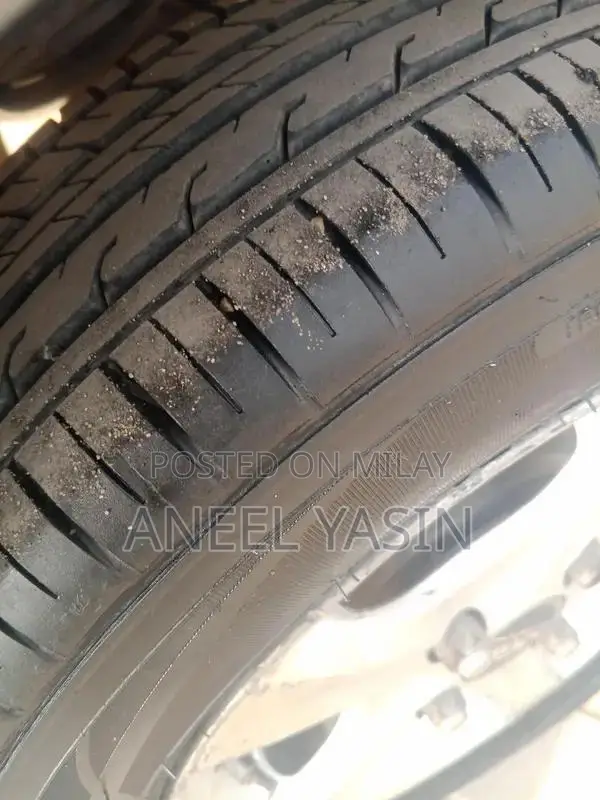 Suzuki Alto VXR - Reliable Compact Hatchback with CNG Option