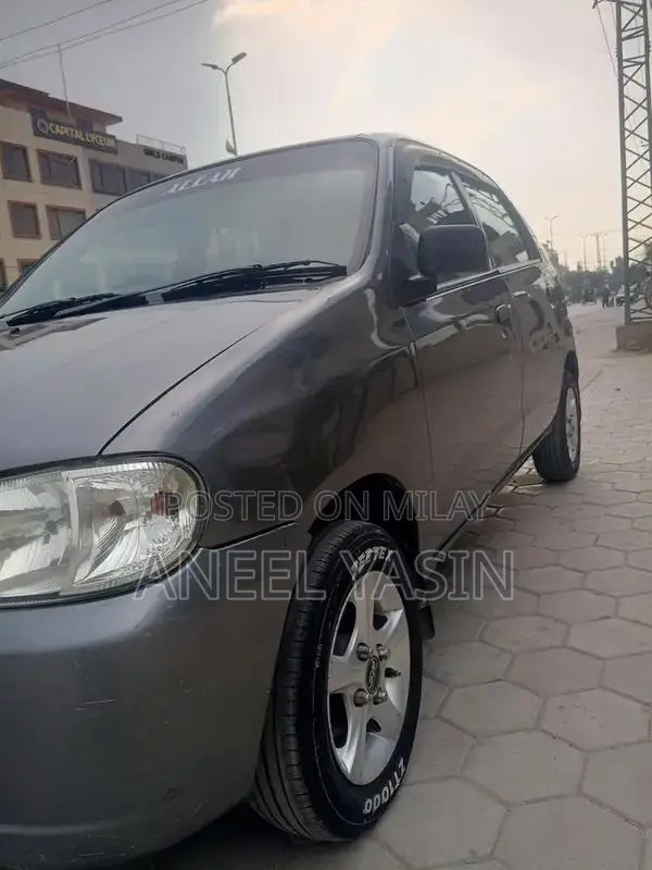 Suzuki Alto VXR - Reliable Compact Hatchback with CNG Option