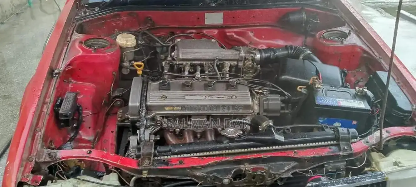 Toyota Sedan Classic Family Car 1986 Model